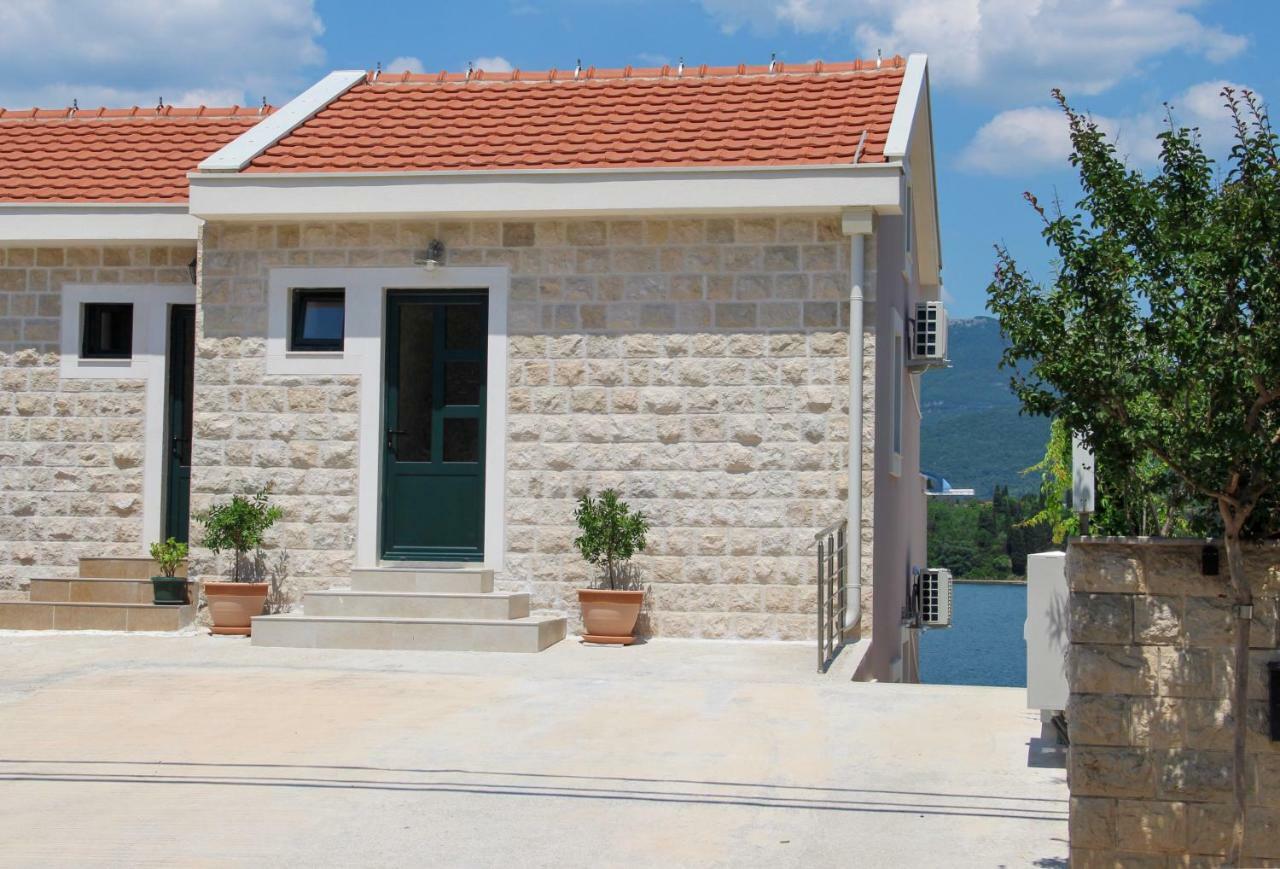 טיווט Apartments Tramonto מראה חיצוני תמונה