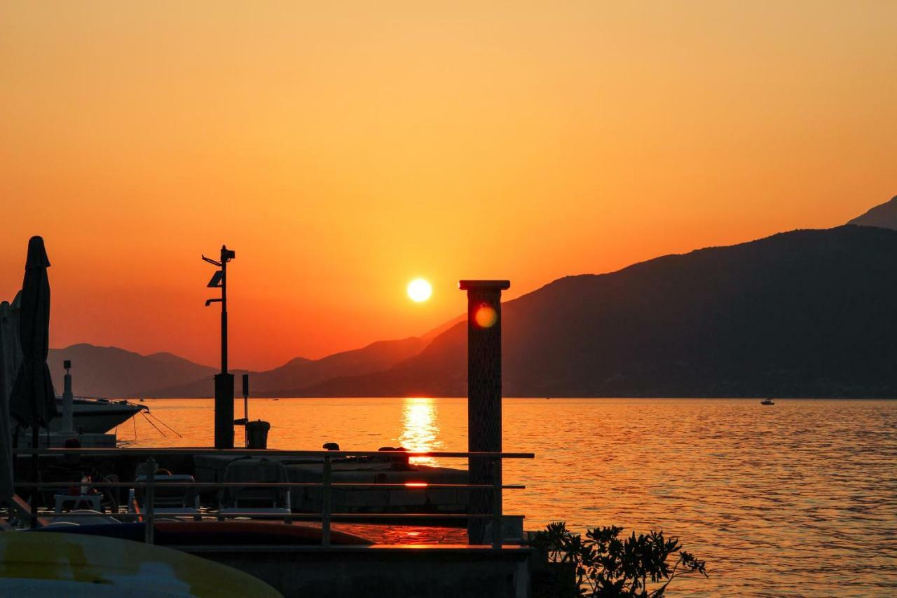 טיווט Apartments Tramonto מראה חיצוני תמונה
